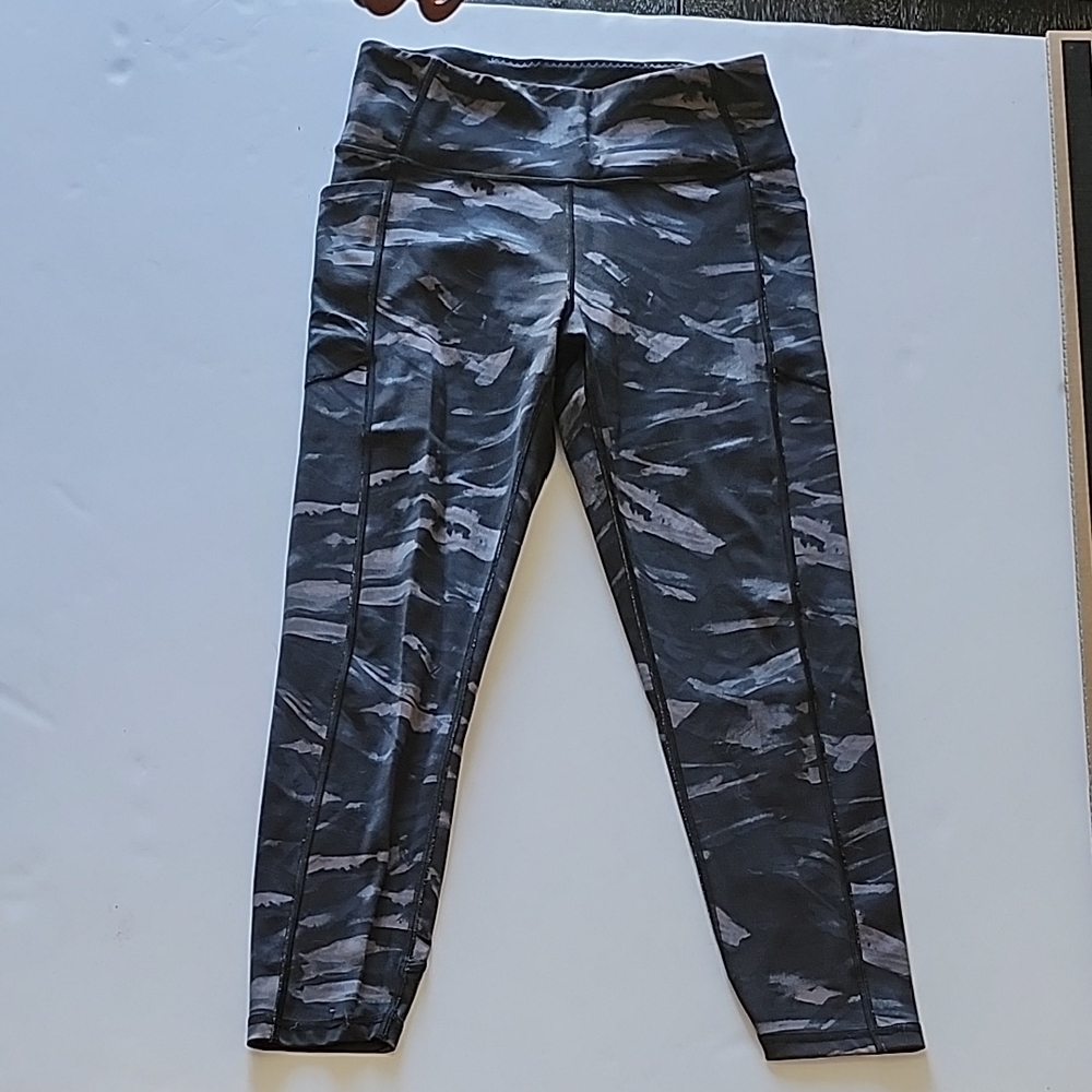 Victoria's Secret Gray and Black Leggings